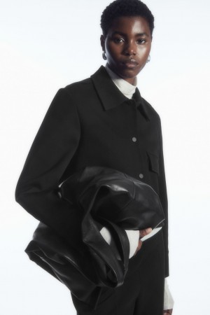 Dámské Bundy COS Cropped Twill Černé | SRWL-13075