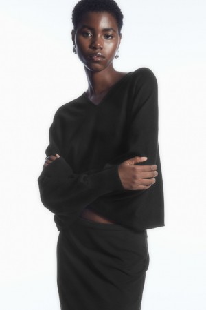 Dámské Svetry COS V-Neck Merino Vlna Batwing Černé | LXPE-76981