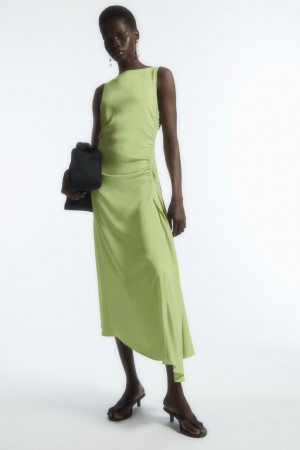 Dámské Šaty COS Asymmetric Gathered Satin Midi Zelene | RXQS-53490