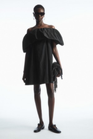Dámské Šaty COS Voluminous Off-The-Shoulder Mini Černé | JIPS-80671