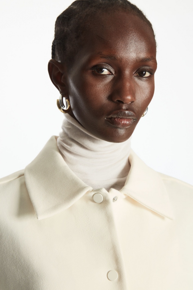 Dámské Bundy COS Cropped Twill Bílé | RLGV-50276