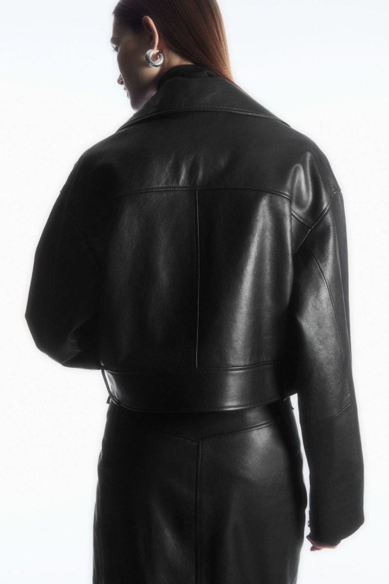 Dámské Bundy COS Oversized Cropped Læder Cyklistické Černé | HXJM-20596