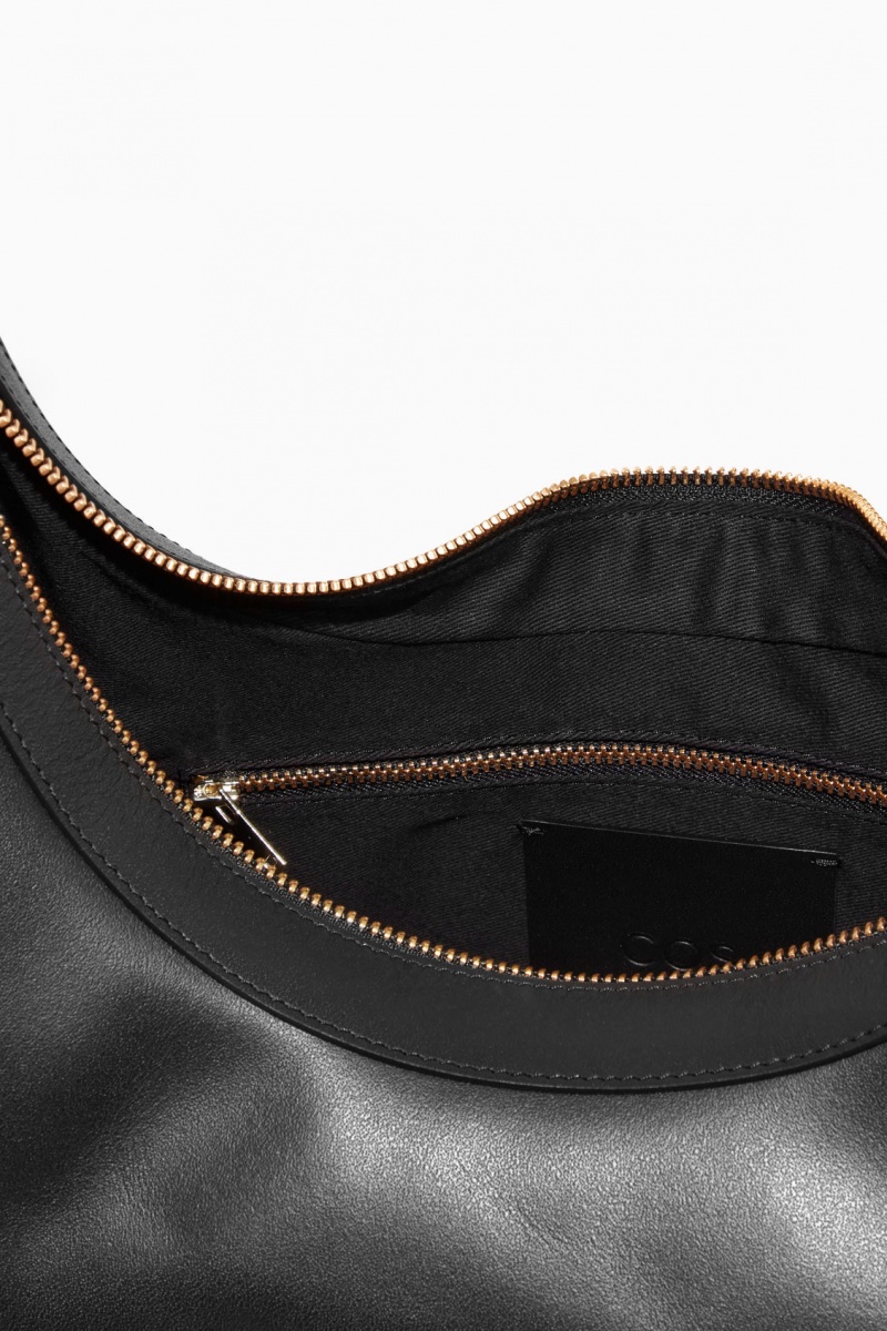 Dámské Crossbody Kabelka COS Crescent Læder Černé | ZIFD-89126