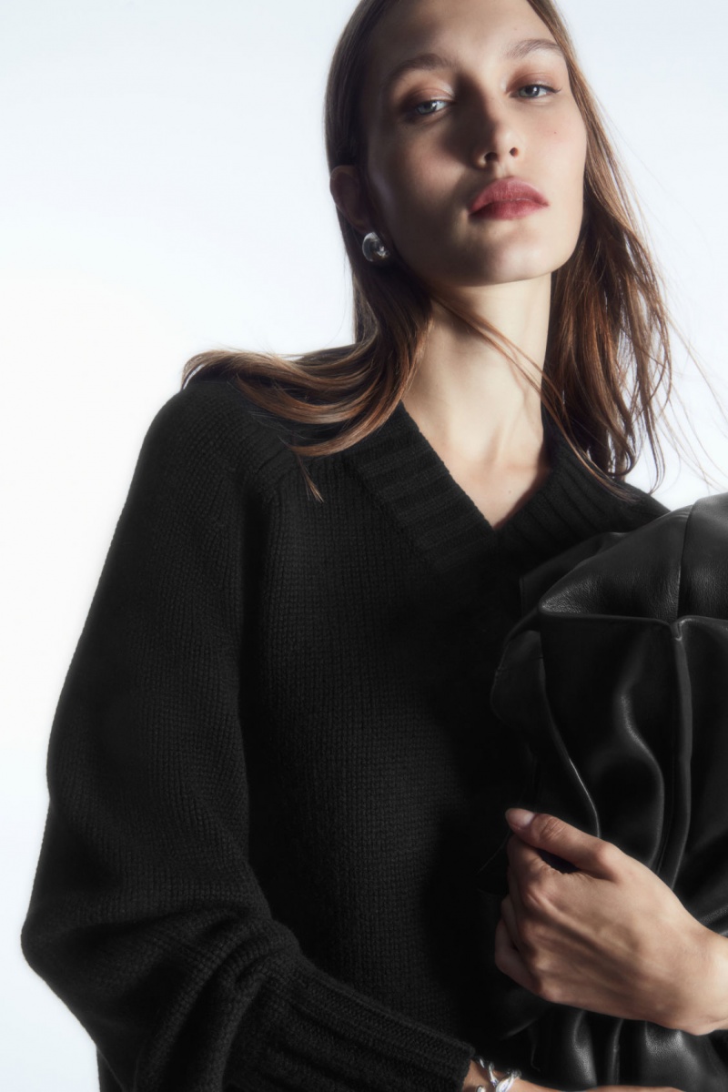 Dámské Jumpers COS Tlustý Pure Cashmere V-Neck Černé | VIOE-17268