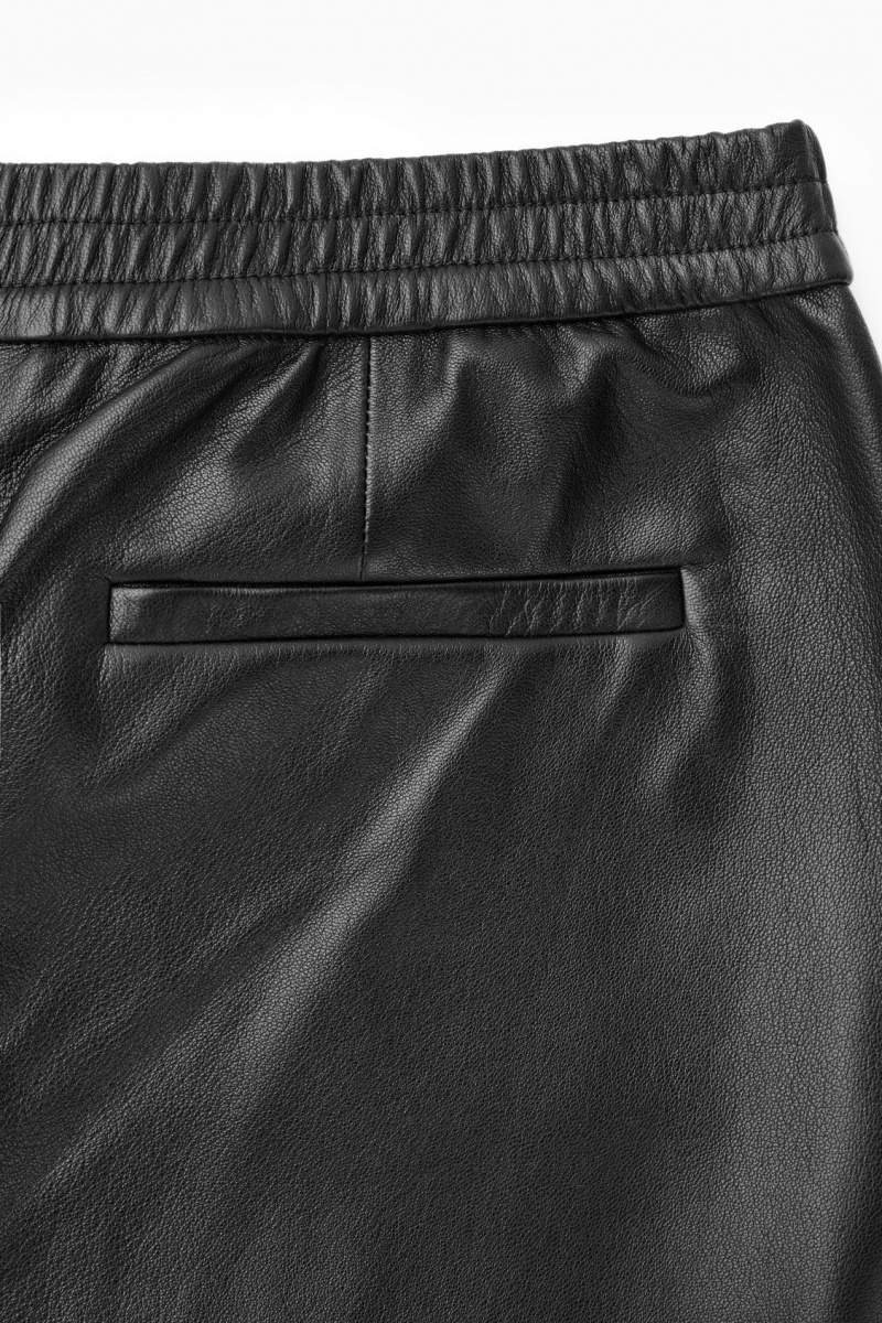 Dámské Kalhoty COS Rovný-Leg Elasticated Læder Černé | RWKM-51374