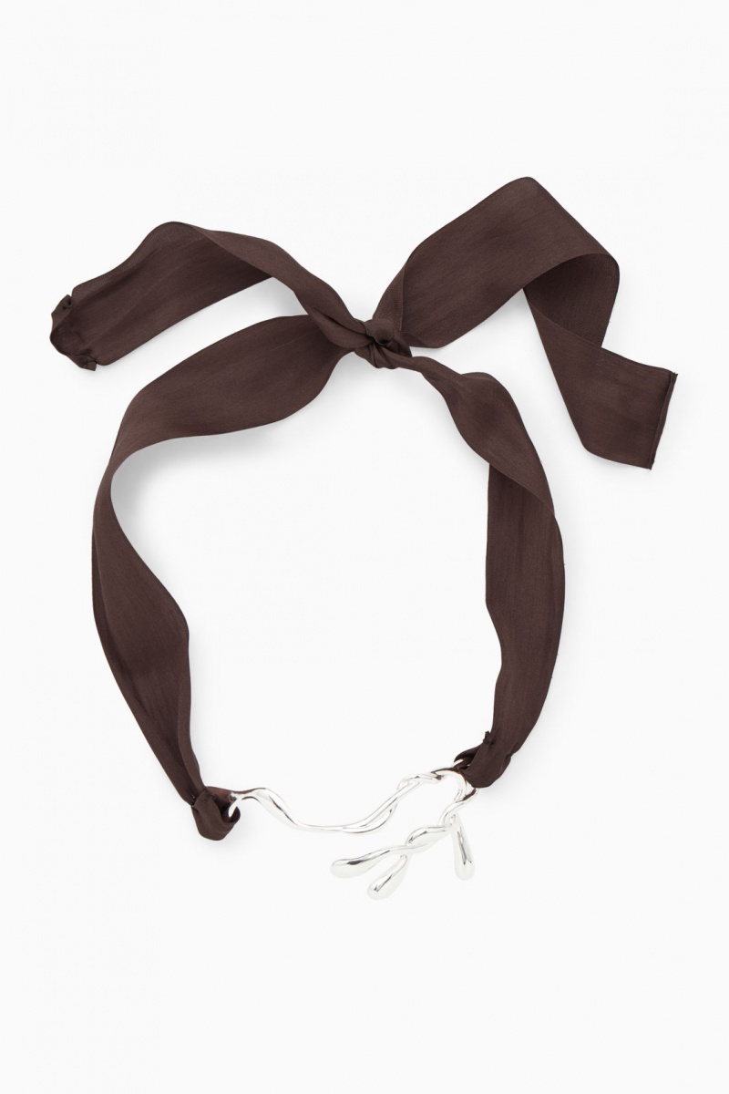 Dámské Náhrdelník COS Organic-Shaped Silk-Ribbon Choker Stříbrné Hnědé | WHIZ-70214