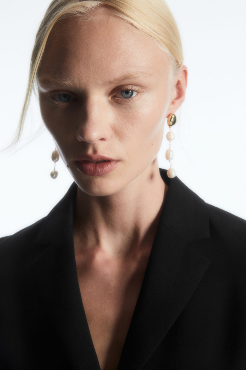 Dámské Náušnice COS Freshwater Pearl Dangly Zlaté | OZAW-97415