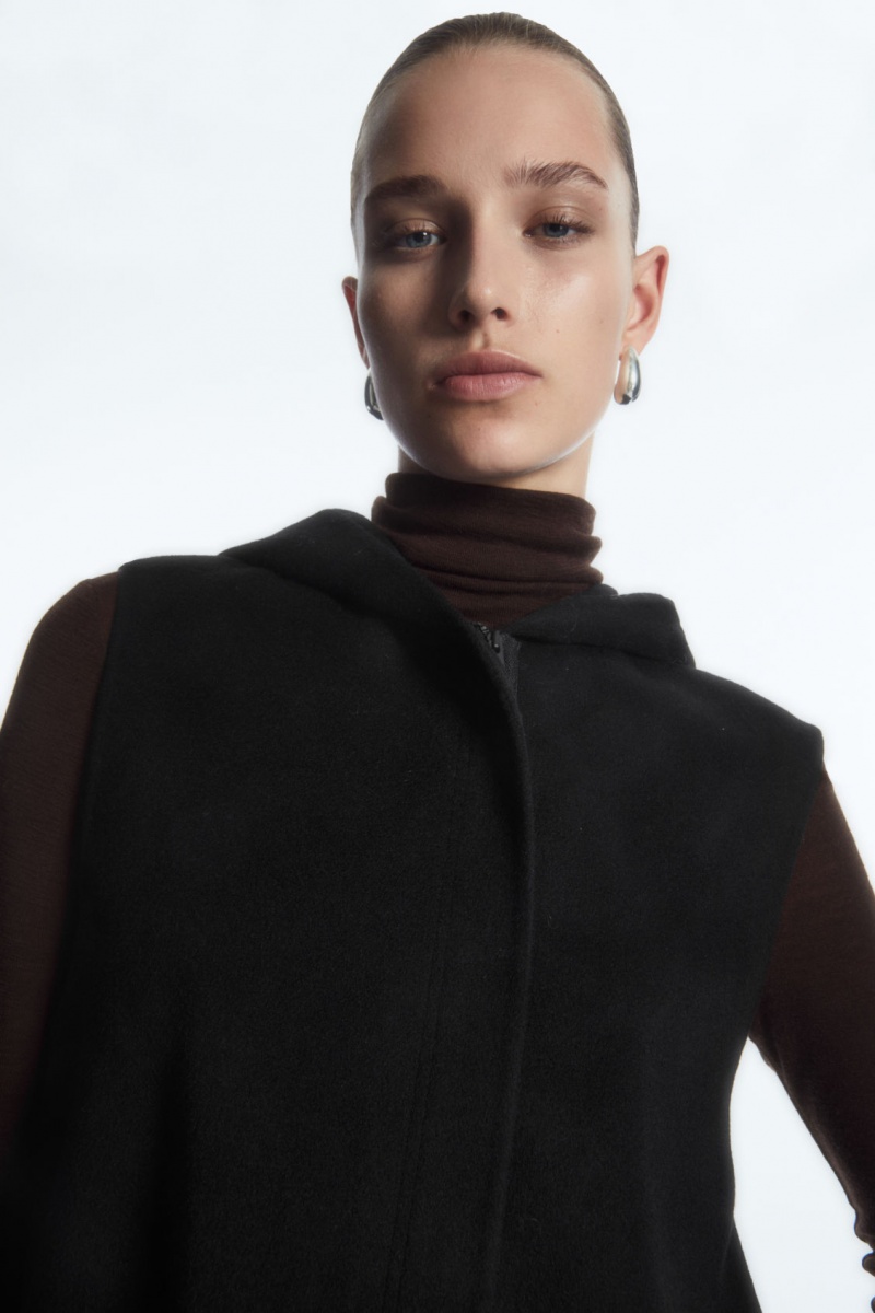 Dámské Vesta COS Double-Faced Hybridní S Kapucí Černé | RWSN-04186