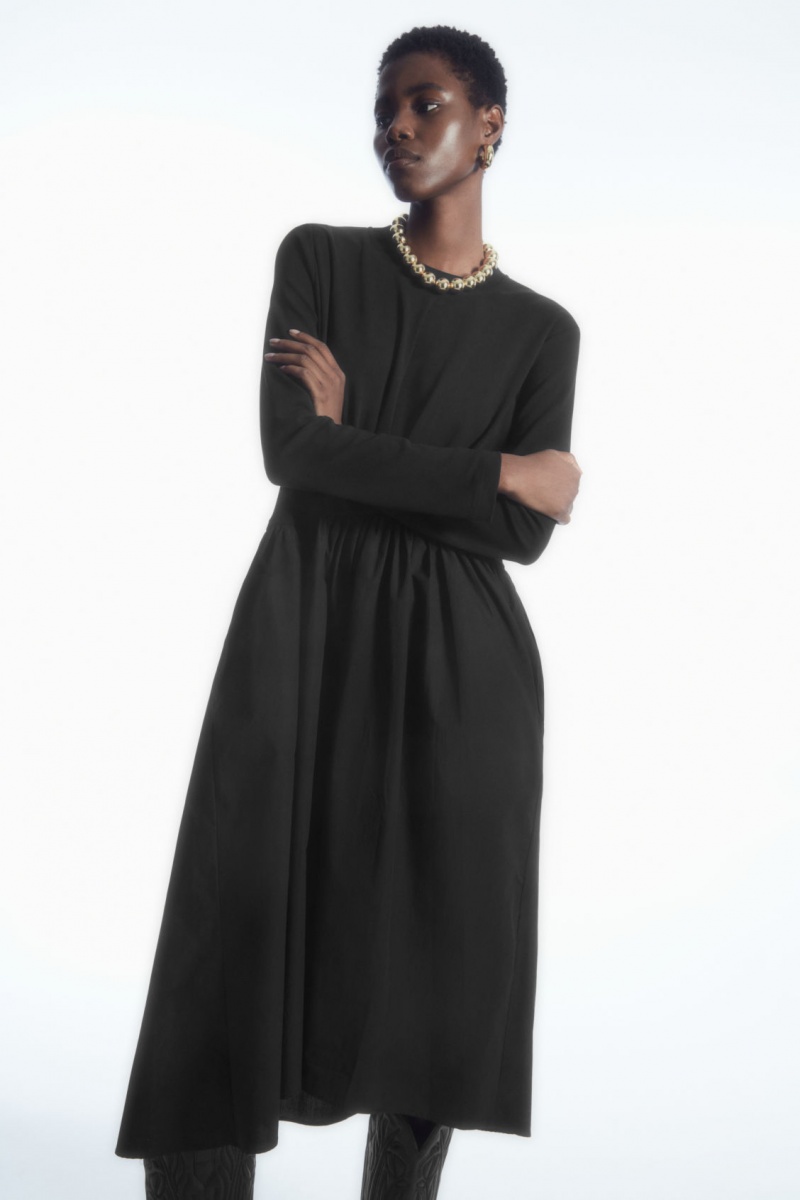 Dámské Šaty COS Asymmetric Gathered-Pasem Midi Černé | VCSP-85432
