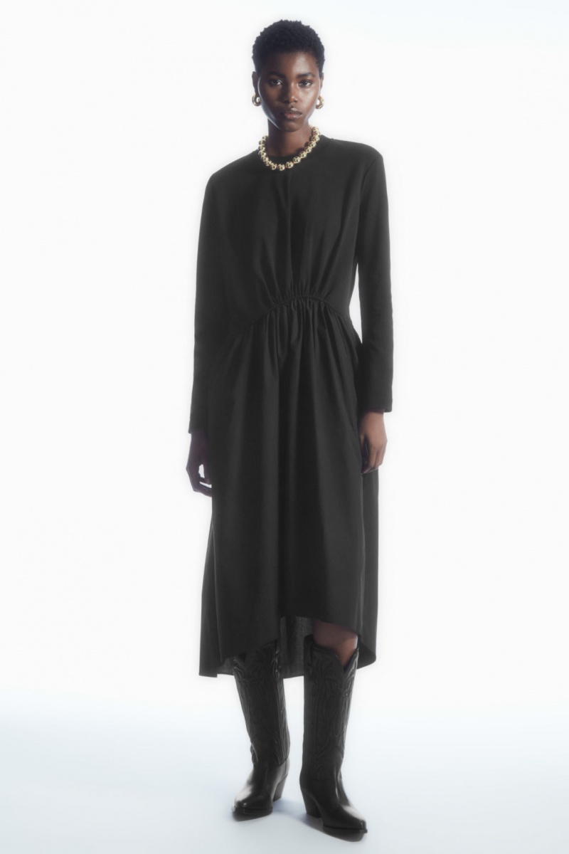Dámské Šaty COS Asymmetric Gathered-Pasem Midi Černé | VCSP-85432
