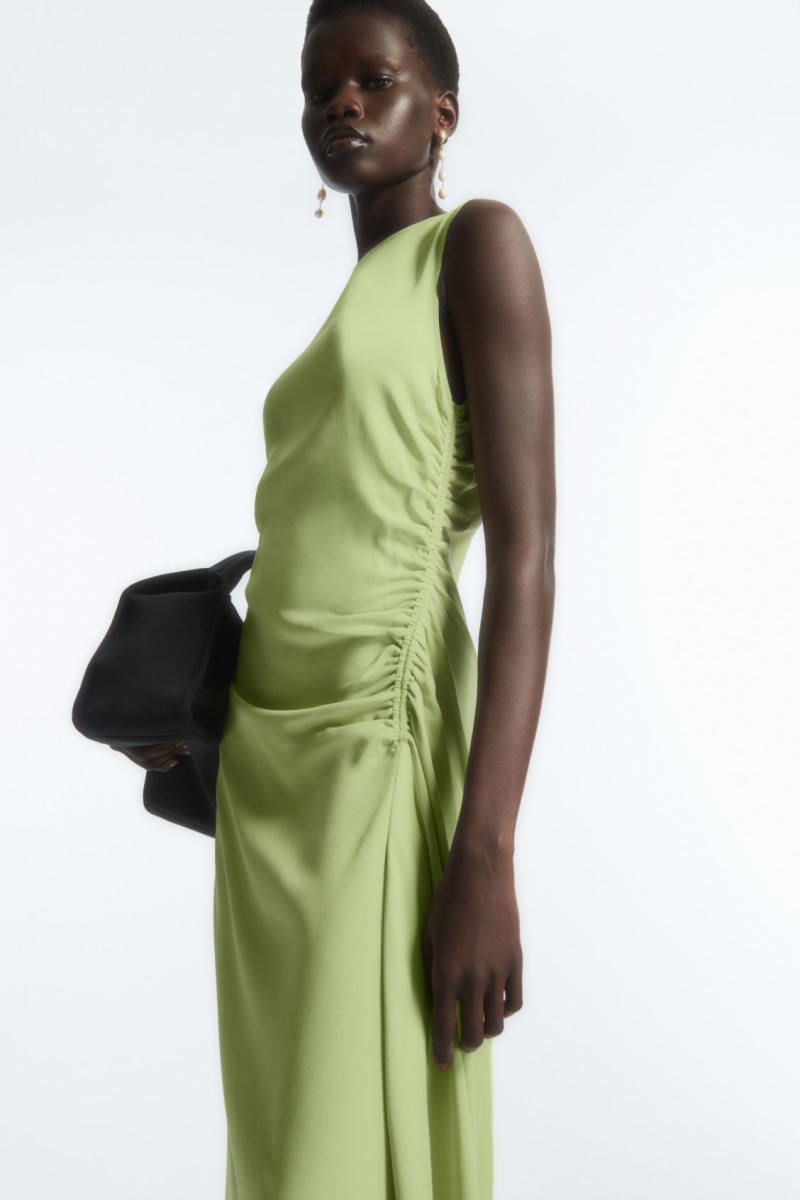 Dámské Šaty COS Asymmetric Gathered Satin Midi Zelene | RXQS-53490
