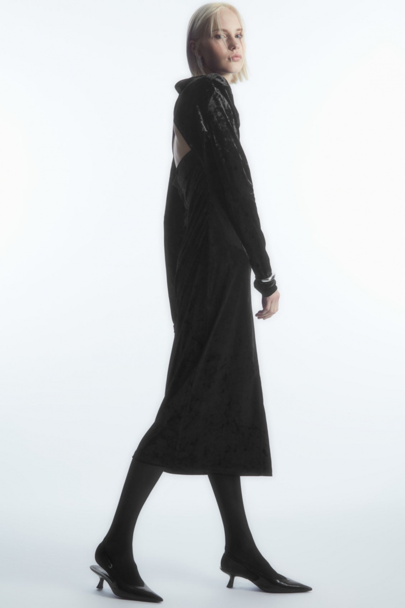 Dámské Šaty COS Open-Back Velvet Midi Černé | KGMH-45609