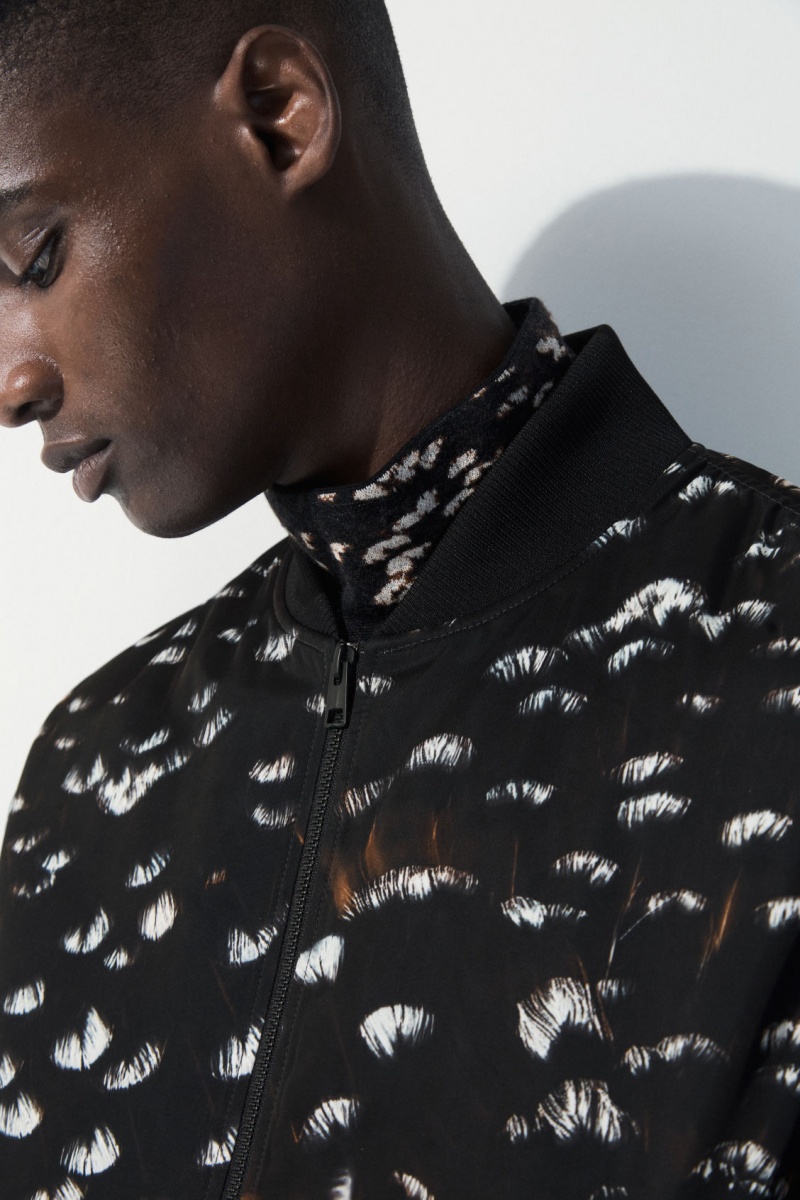 Pánské Bundy COS The Feather-Print Bomber Černé | CPUK-13985