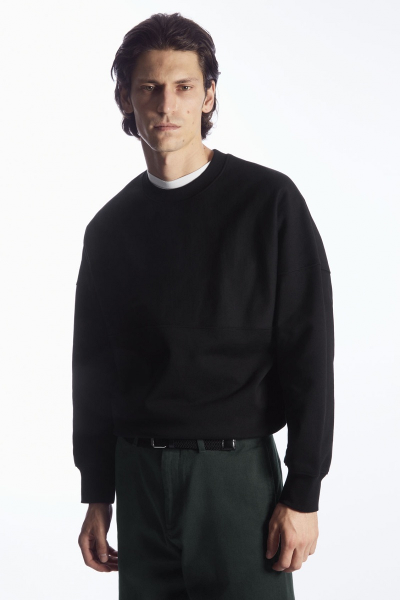 Pánské Mikina COS Oversized Exposed-Seam Černé | ZYRO-43298